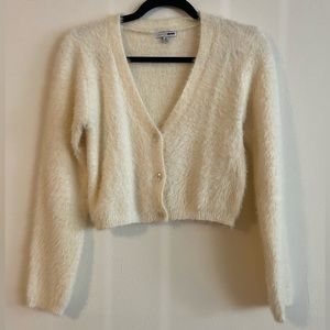 Fuzzy Cream Cropped Sweater